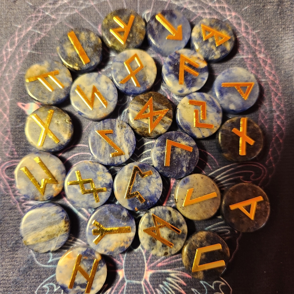 Rune set - Picture 2 of 8
